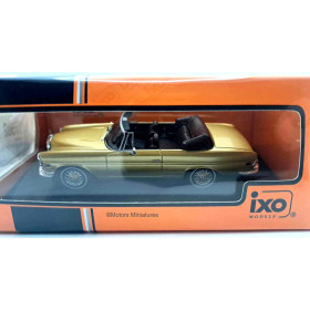 Mercedes Benz 280 SE 3.5 W111 1969 IXO Models 1/43 - IXOCLC315N