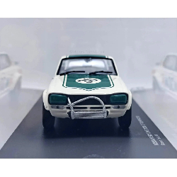 Nissan Skyline 2000 GT-R Racing KPGC10 #30 blanc/vert Kyosho 1/43 - kyo3026B